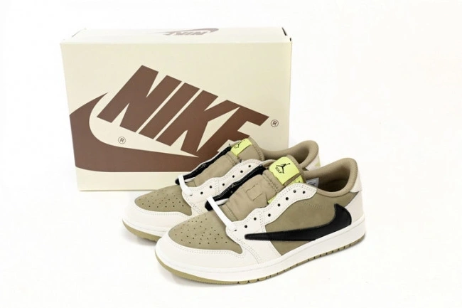 Low x Travis Scott Jordan Air Golf FZ3124-200 1 0928